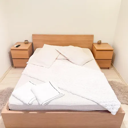 Casa M&r شقة بوخارست
